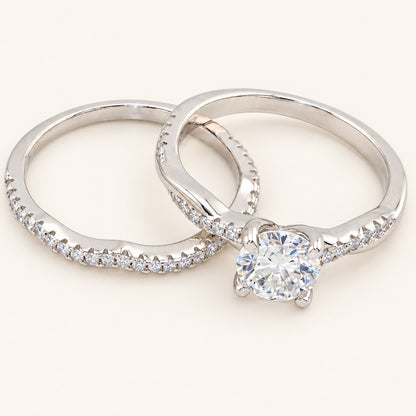 Realistic 3/4 Carat Round Brilliant Cubic Zirconia Wedding Ring Set in Silver
