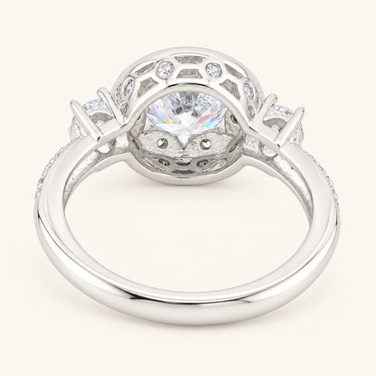 Vintage Design 1.5 Carat Cubic Zirconia Engagement Ring in Sterling Silver
